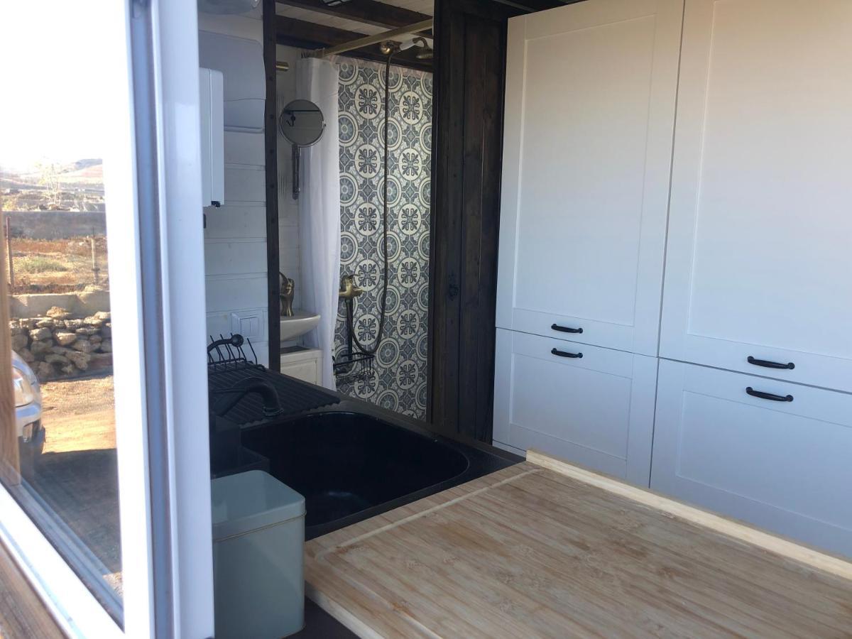 Tinyhouse Luna With Ac, Bbq And Beautiful View La Vegueta المظهر الخارجي الصورة