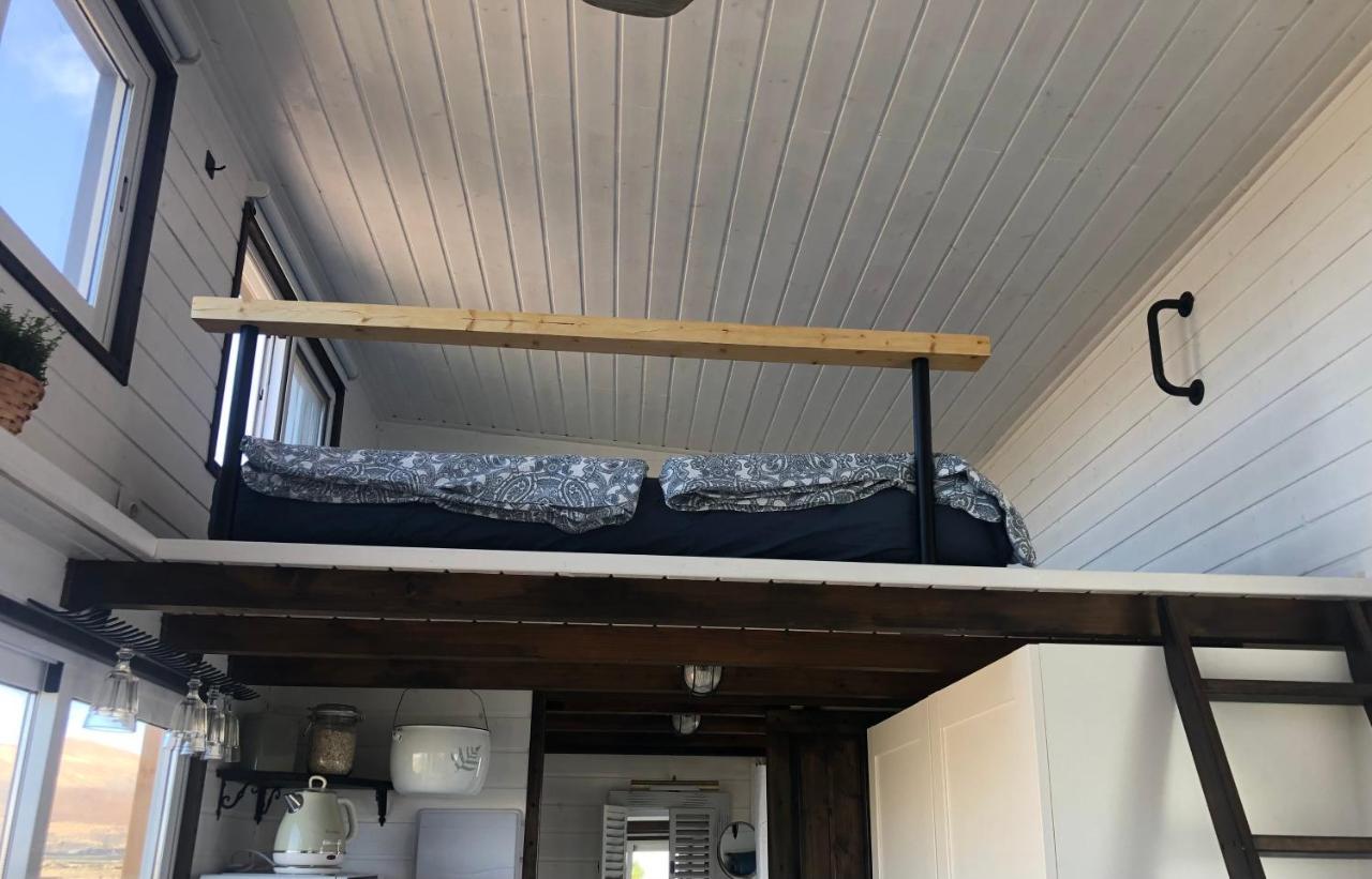 Tinyhouse Luna With Ac, Bbq And Beautiful View La Vegueta المظهر الخارجي الصورة