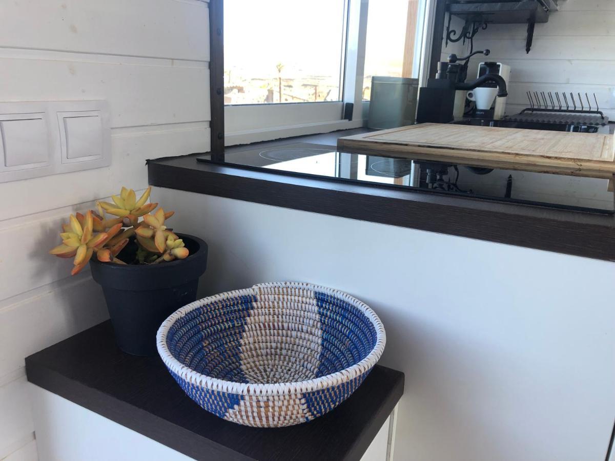 Tinyhouse Luna With Ac, Bbq And Beautiful View La Vegueta المظهر الخارجي الصورة